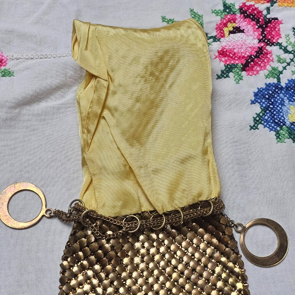 Antique Whiting & Davis Gold Brass Chain Mail Draw String Drawstring Bag Purse - Picture 5 of 7